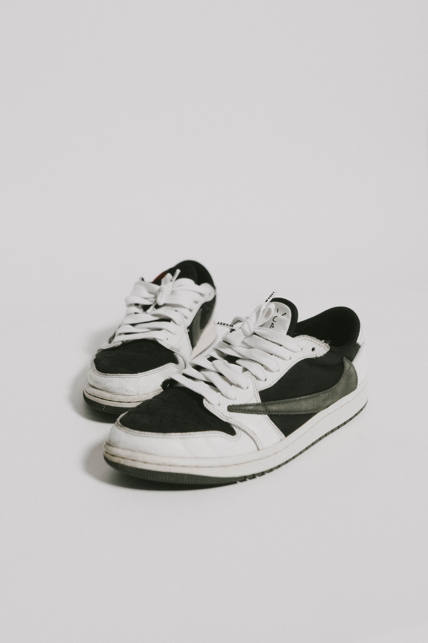 LACES