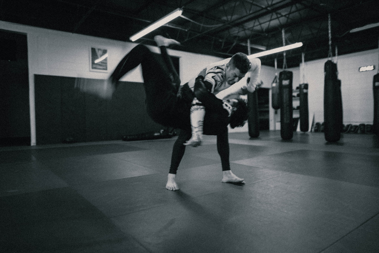 WORST RASHGUARD (WHITE)