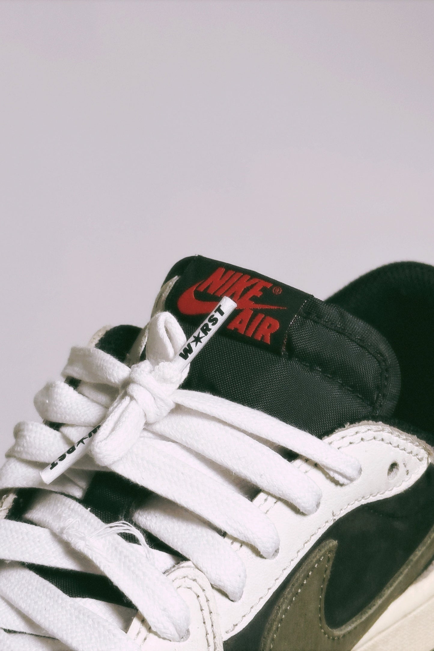 LACES