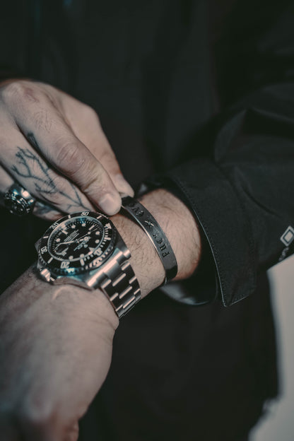 F/E CUFF (STAINLESS STEEL - LIMITED QUANTITTIES)