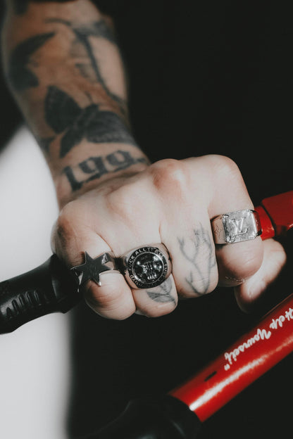 WORST SIGNET RING